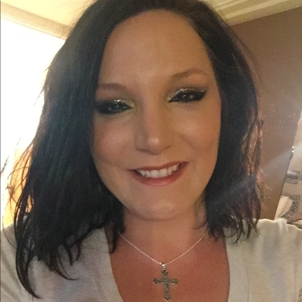 Meet your Posher, Shannon